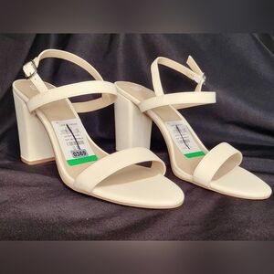 BP Lexy Sandals - NWT - Ivory 10M